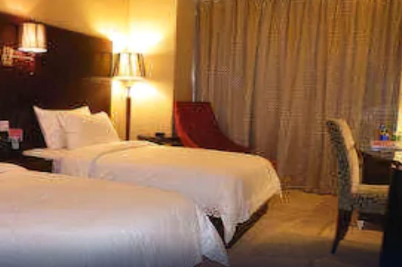 Ramada Shanghai Wujiaochang Екстер'єр фото