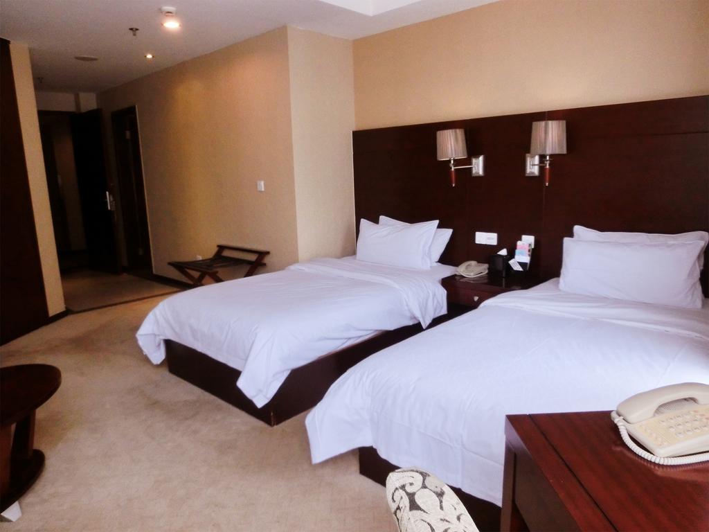 Ramada Shanghai Wujiaochang Номер фото